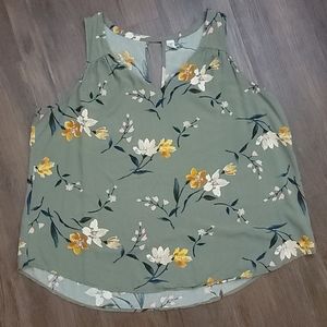 Old Navy Sleeveless V-Neck Keyhole Top